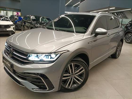 VOLKSWAGEN TIGUAN 2.0 300 TSI GASOLINA ALLSPACE R-LINE AUTOMÁTICO VOLKSWAGEN TIGUAN 2.0 300 TSI GASOLINA ALLSPACE R-LINE AUTOMÁTICO
